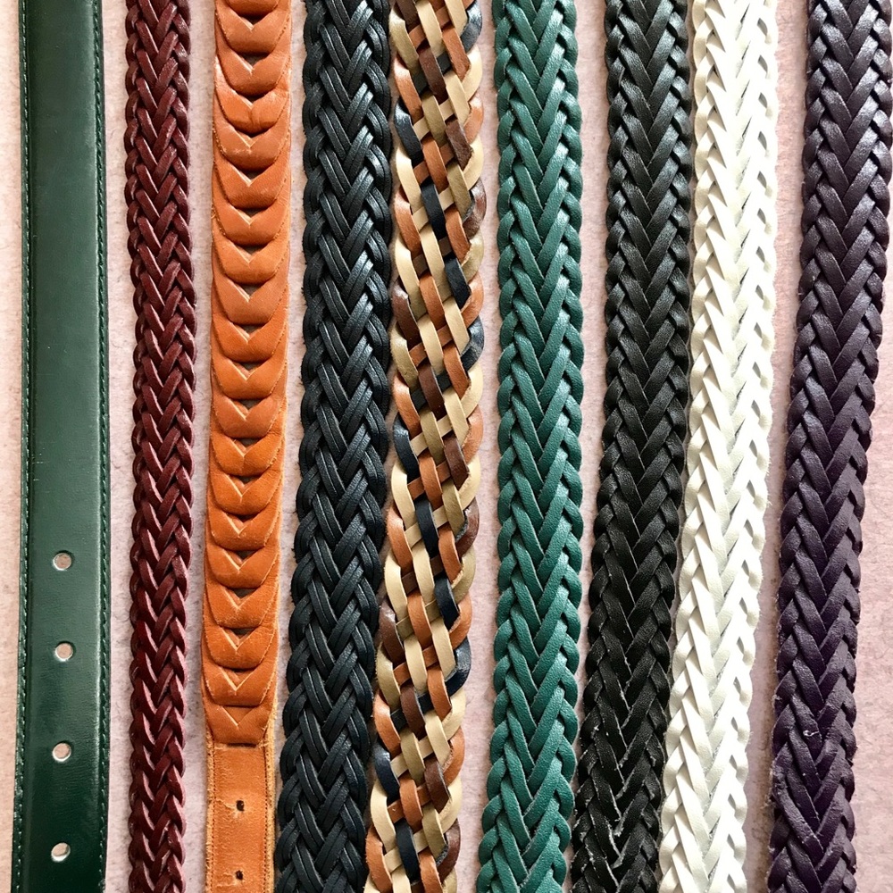 🦋🌺LADIES LEATHER BELTS A SET OF 9 !!  EXCELLENT